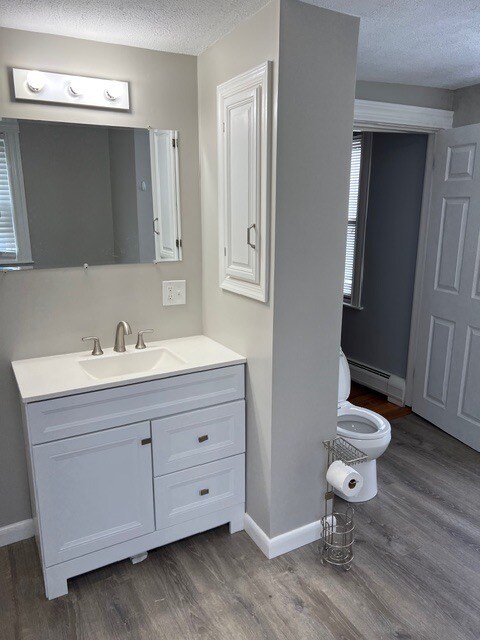 Building Photo - 121 Wood St