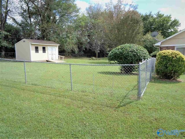 Building Photo - 118 Eva Ct