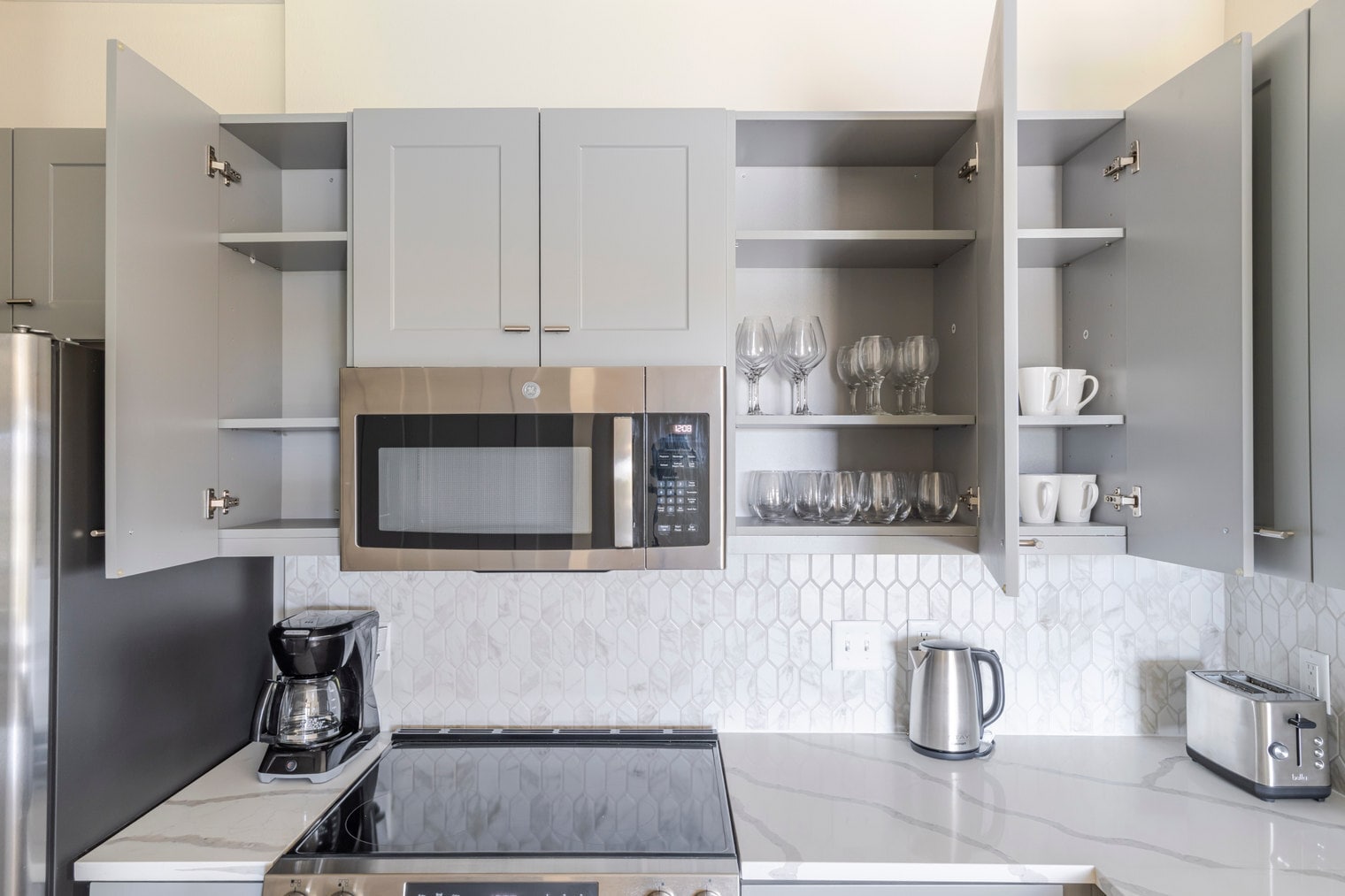 Building Photo - 1501 W Howard Ln