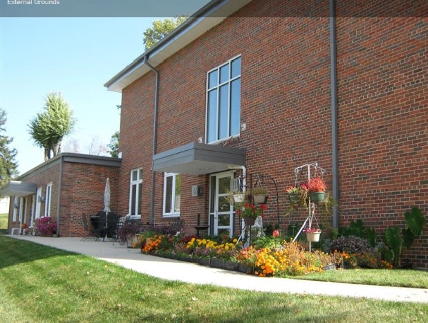 Primary Photo - Chaumiere Place