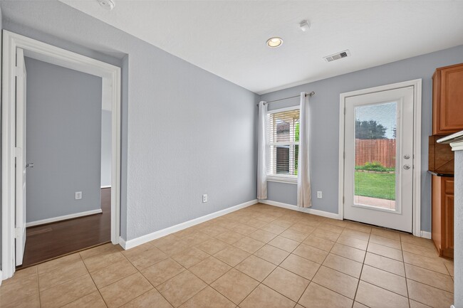 Building Photo - 16238 Ranchland Ln
