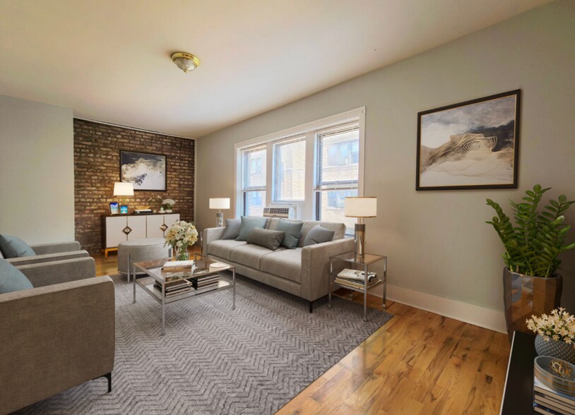 Building Photo - 3726 N Pine Grove Ave