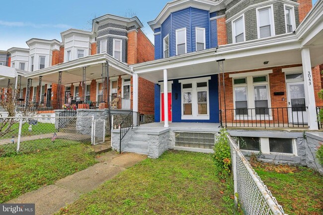 Building Photo - 3041 Belmont Ave