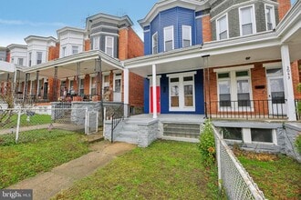 Building Photo - 3041 Belmont Ave