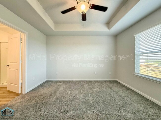 Building Photo - 11151 Hollinger Cir