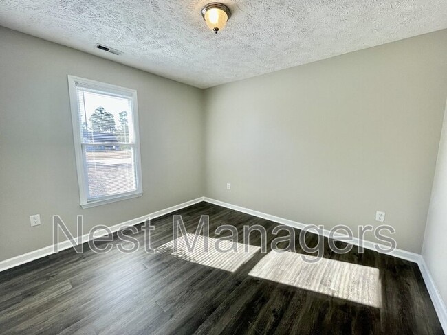 Building Photo - 184 Brandywood Ct