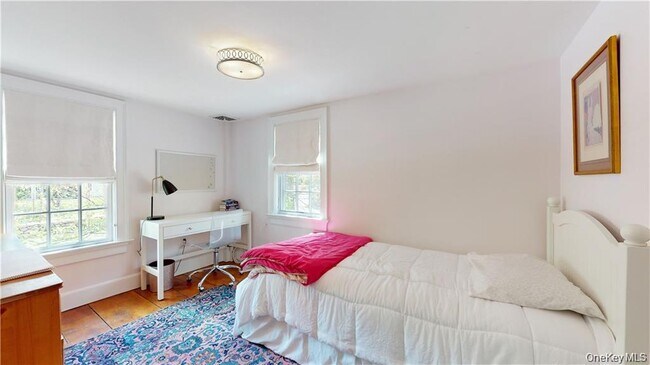 Building Photo - 25 East St