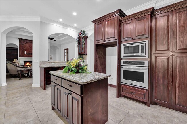 Building Photo - 22964 Brazos Dr