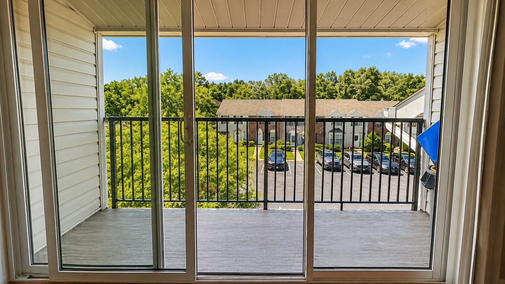 Building Photo - 500 Danbury Ln