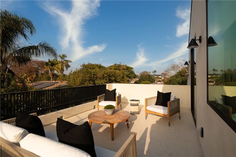 Building Photo - 12213 Allin St