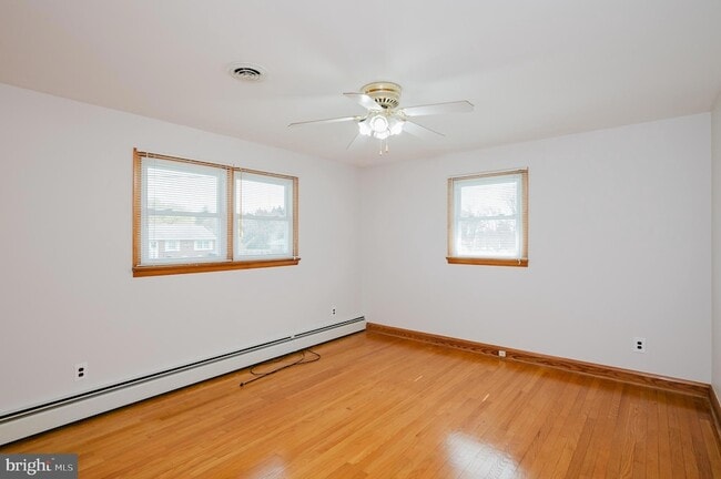 Building Photo - 1016 Winfield Dr