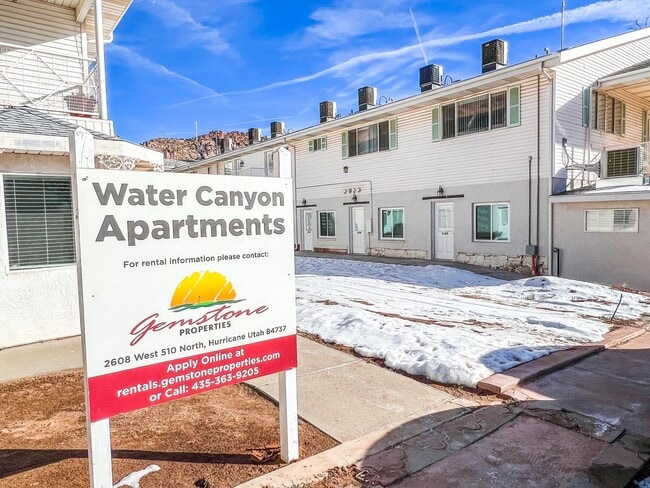 Building Photo - S207 Renovated Studio Apartment! Utilities Included!