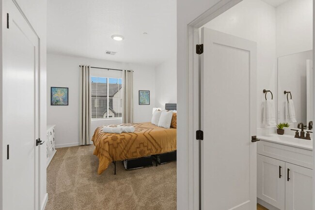 Building Photo - 1706 Ripple Rock Dr