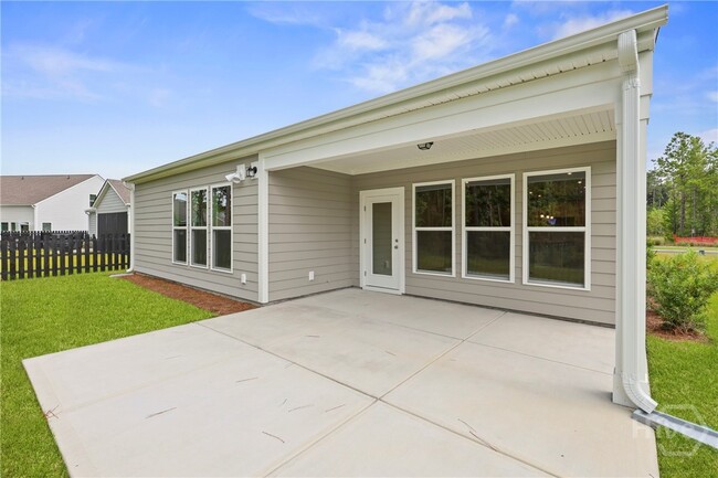 Building Photo - 147 Higginson Dr
