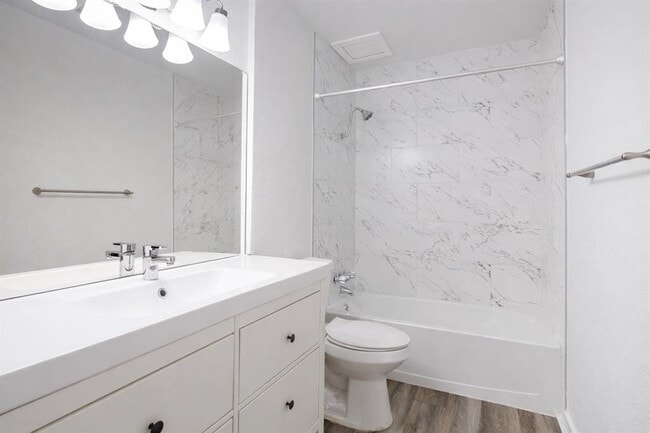 Building Photo - 7945 Gault St