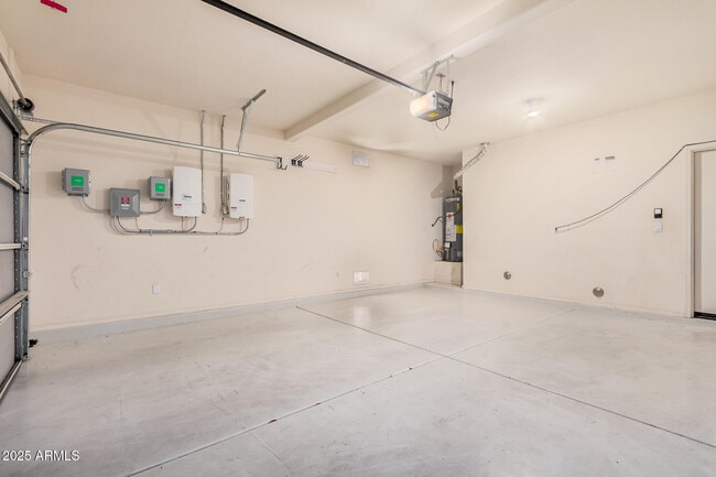 Building Photo - 7352 W Valencia Dr