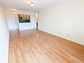 Building Photo - 2322 30th Rd - 2322 30th Rd