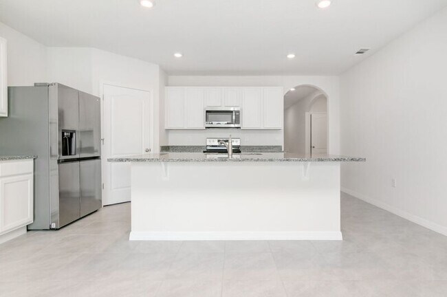 Building Photo - 2759 Sunnyvale St