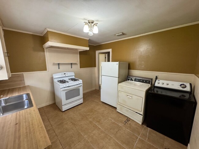 Building Photo - Gorgeous 2 bedroom home in Bossier