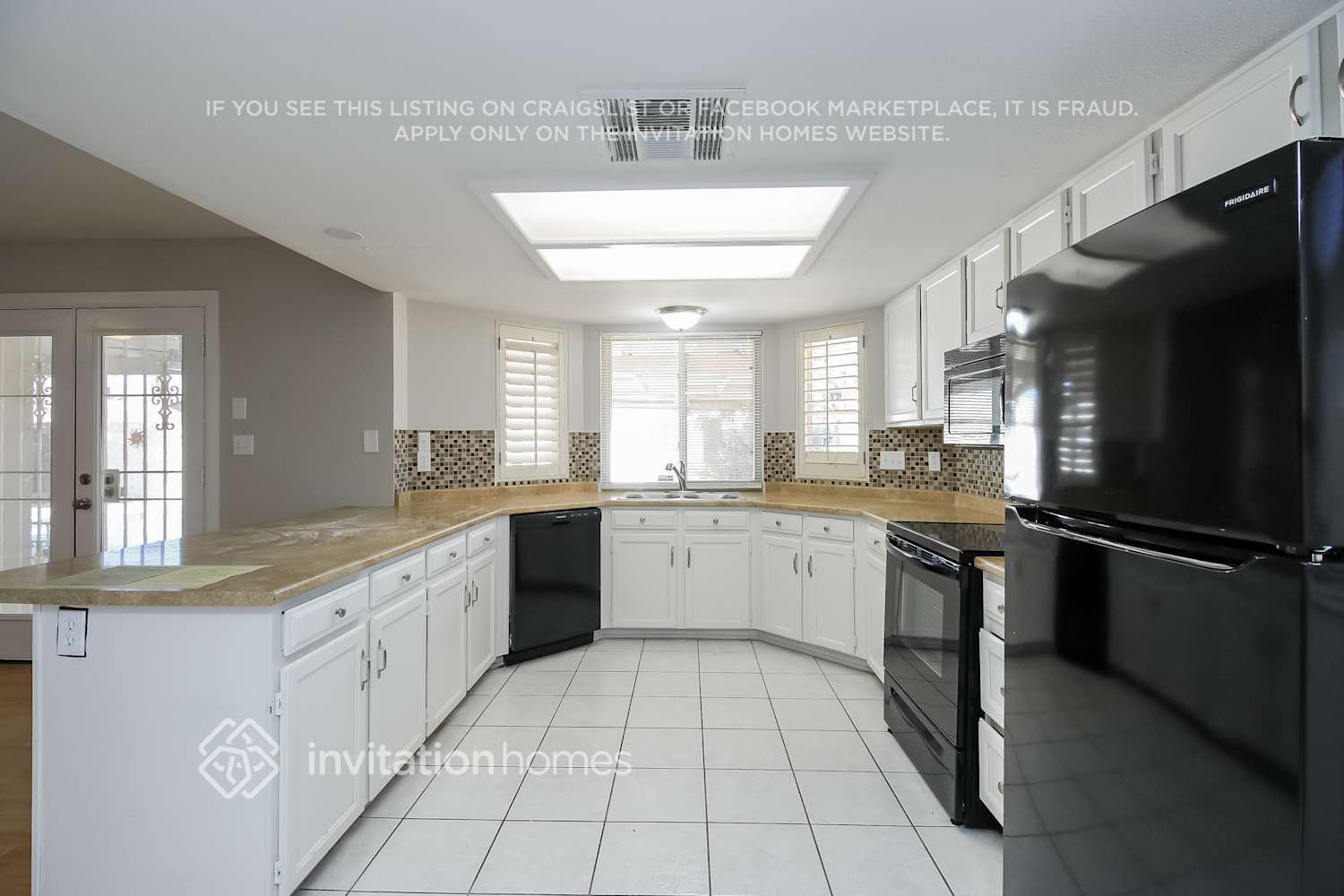 Building Photo - 2122 E Frye Rd