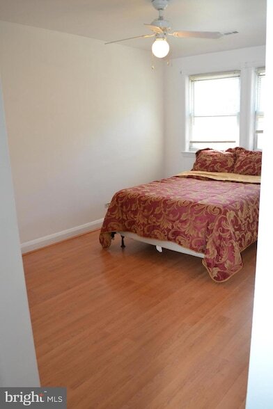 Building Photo - 5153 Frederick Ave