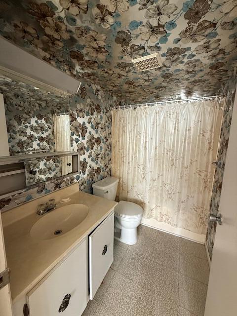 Building Photo - 321 Lake Evelyn Dr