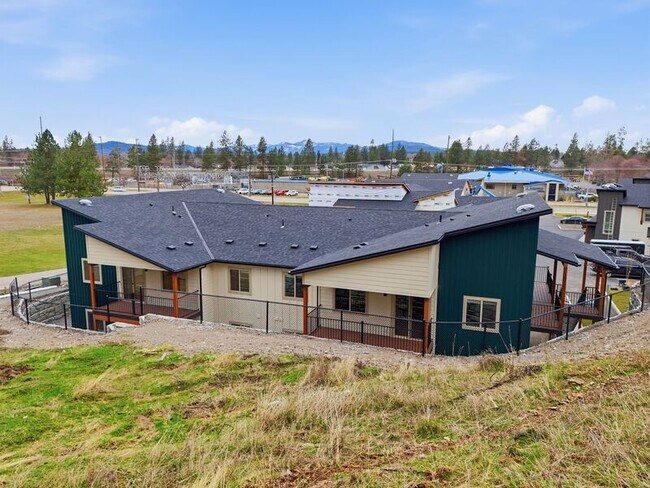 Building Photo - 1816 N 15th St