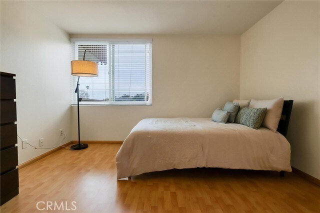 Building Photo - 6542 Ocean Crest Dr