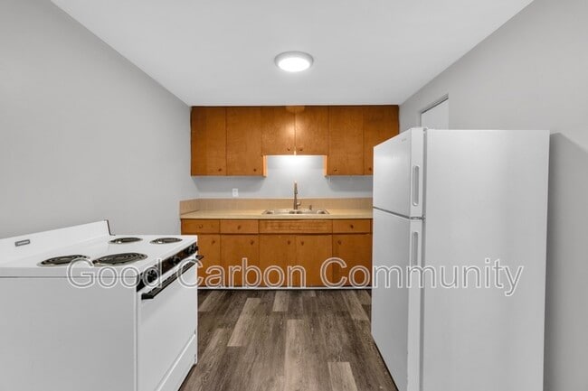 Building Photo - 5451 Creekside Ct