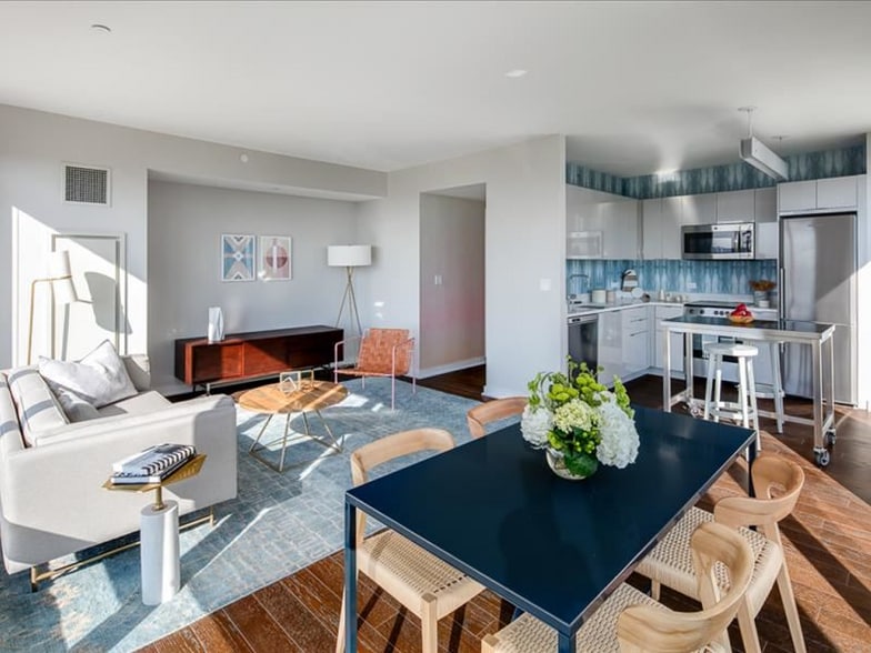 Building Photo - 400 W 113th St