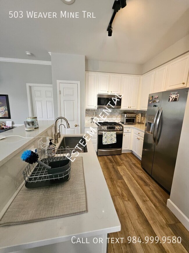 Building Photo - 503 Weaver Mine Trail