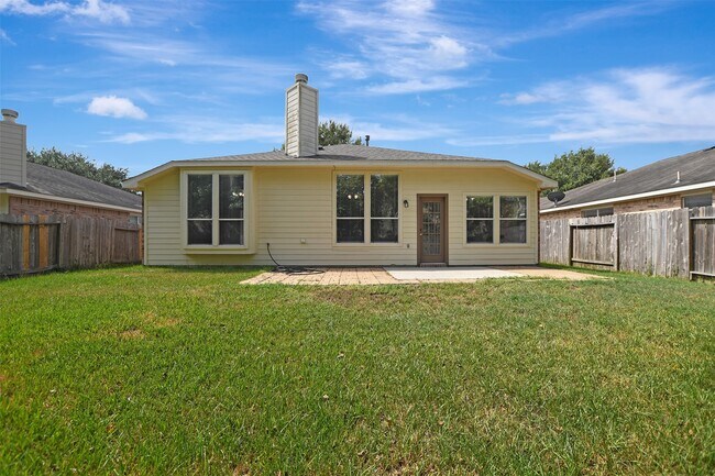 Building Photo - 19017 Hammer Ln