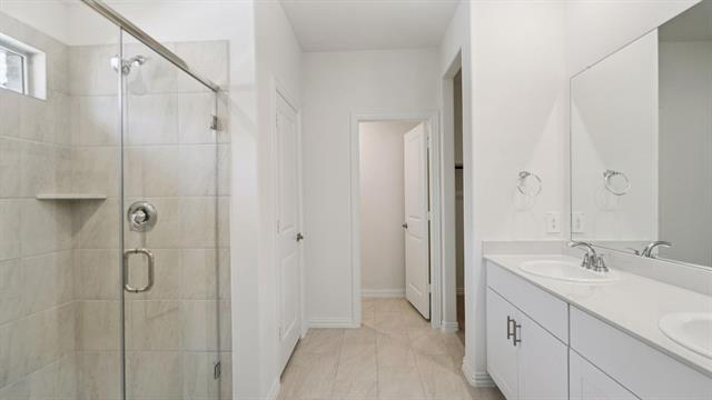 Building Photo - 6624 Vly Lk Ln