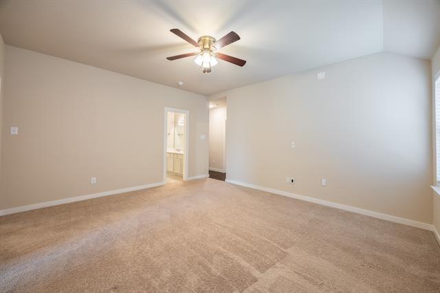 Building Photo - 1560 Kleberg Dr