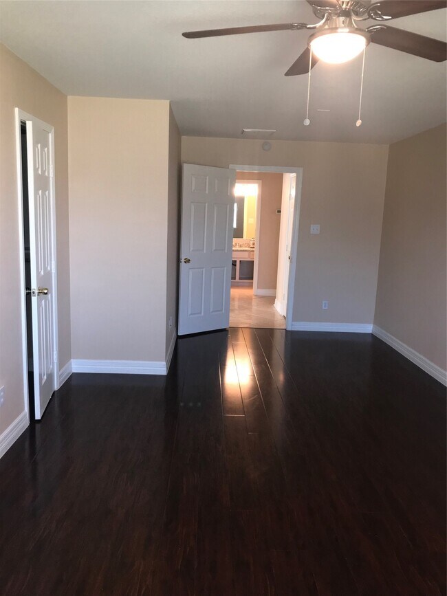 Building Photo - 2844 Morningmist Ln