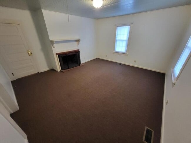 Building Photo - 500 Ivey Rd