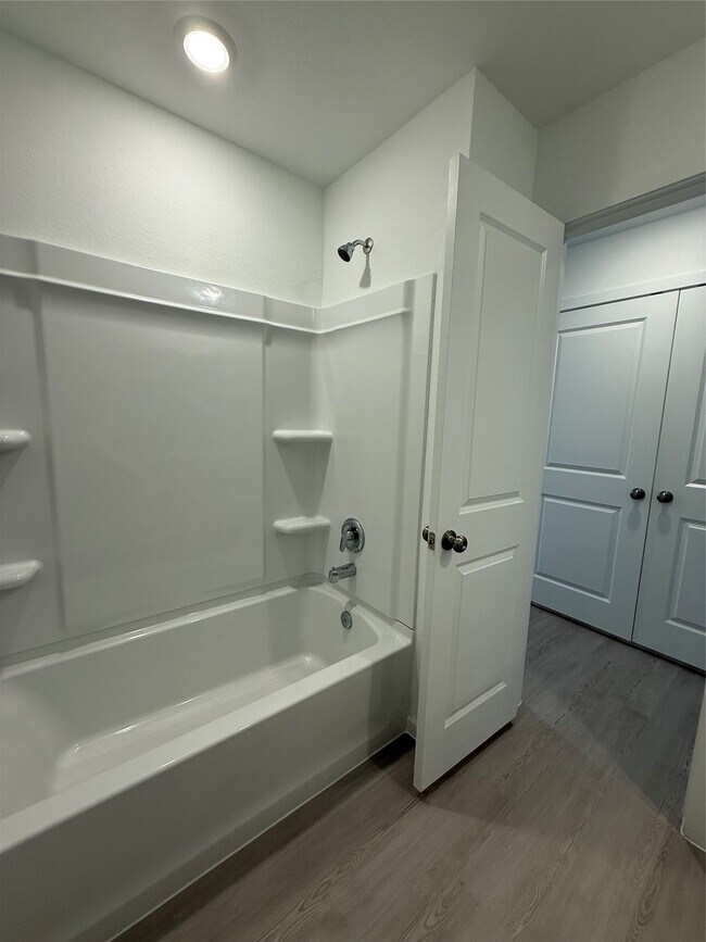 Building Photo - 18753 Loom dr