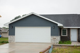 Building Photo - 2159 Cheyenne Way