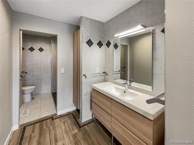 Building Photo - 9550 E Florida Ave