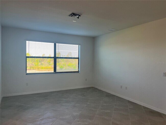 Building Photo - 17333 Luminous Ave