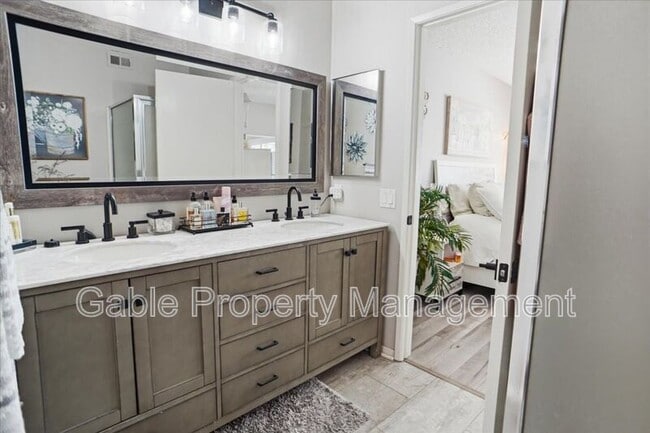 Building Photo - 20305 Rue Crevier