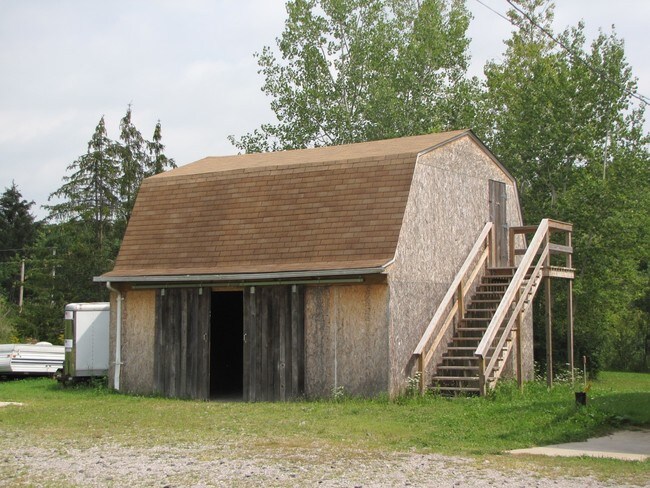 Building Photo - 1336 Us Highway 6