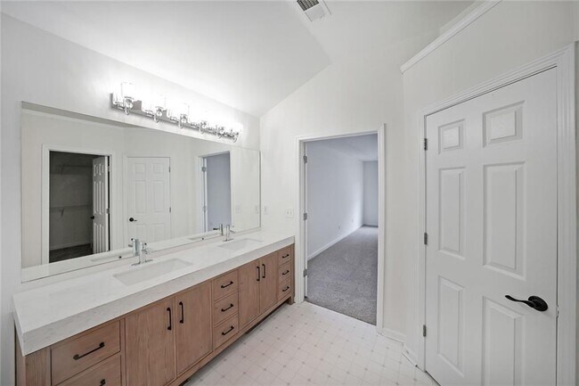 Building Photo - 4671 Howell Farms Dr NW