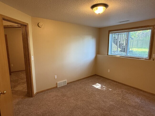 Building Photo - 3502 28th St SW