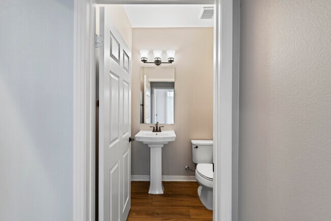 Building Photo - 78918 Adesso Way