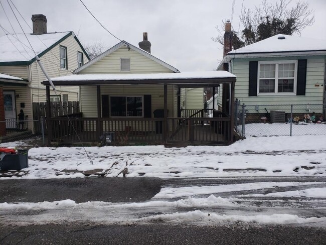 House - 1007 6th Ave
