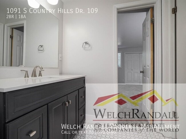 Building Photo - 1091 Country Hills Dr