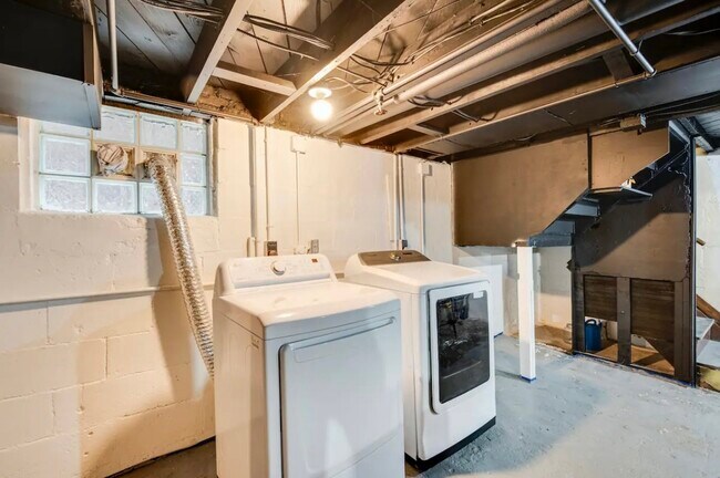 Building Photo - 2173-75 S 69th St