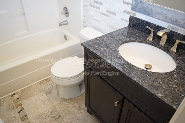 Building Photo - 3809 Peppercorn Way