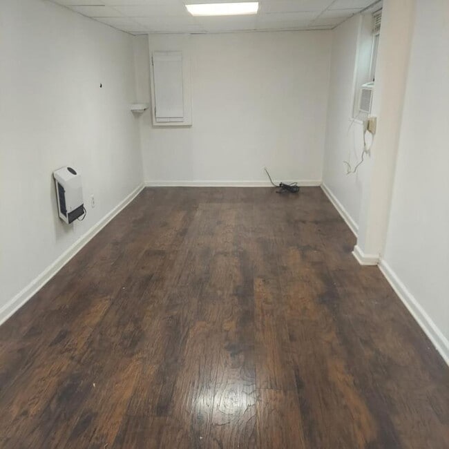 Building Photo - 450 Highland Ave NW